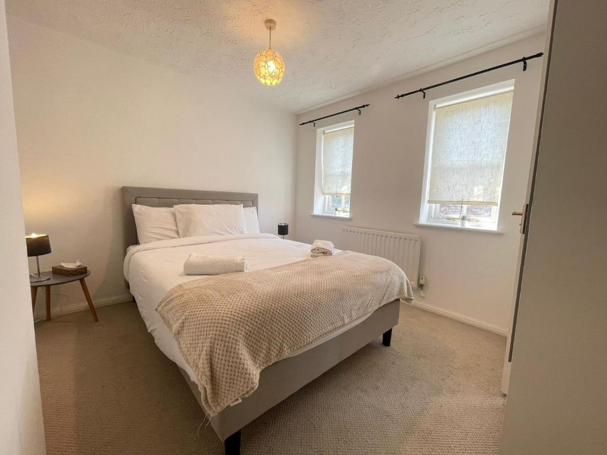 Lovely Double Room With En-Suite In Greenwich ลอนดอน ภายนอก รูปภาพ